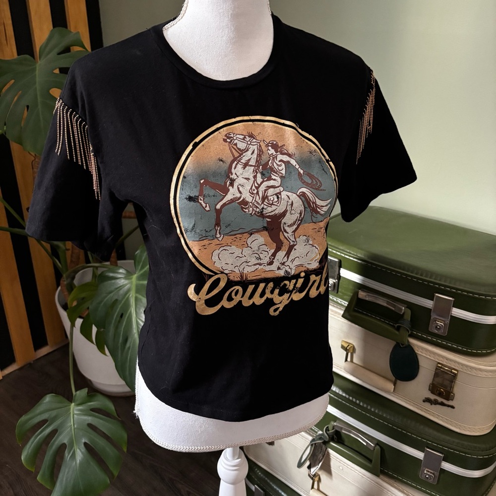 Organic Generation Cowgirl Tassel Sleeve Graphic Black Crop T-Shirt - Picture 8 of 12